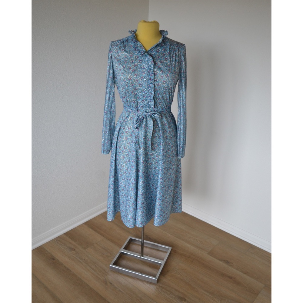 Vintage 70’s Blue Floral Secretary Dress
